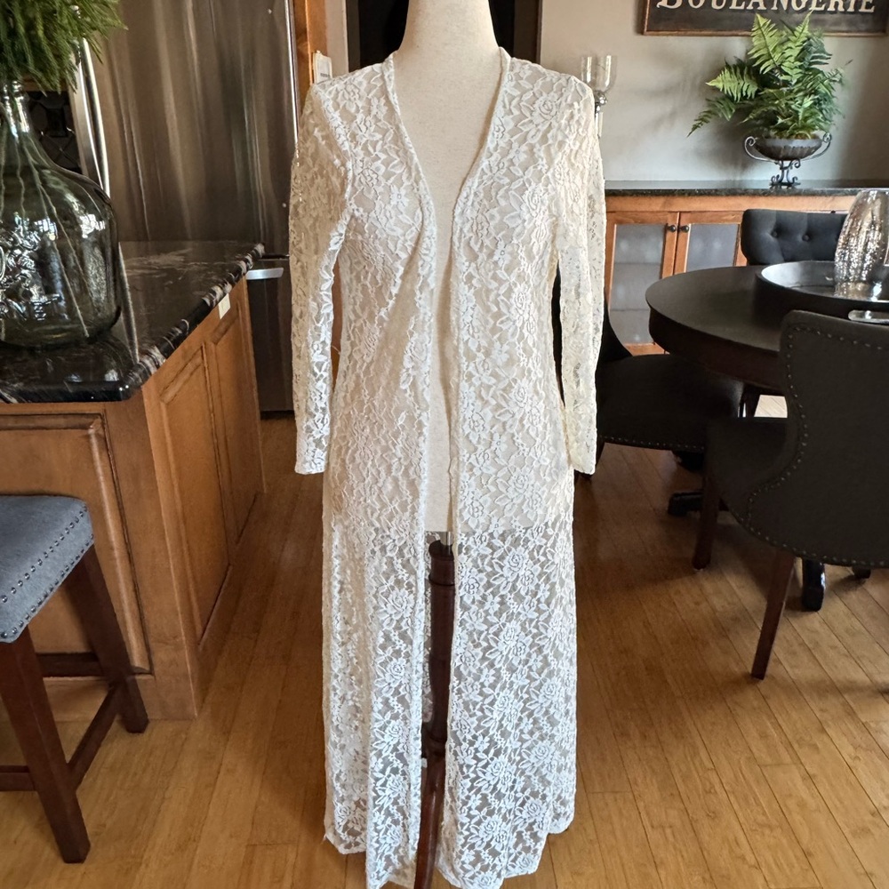 Elegant White Lace Duster Cardigan